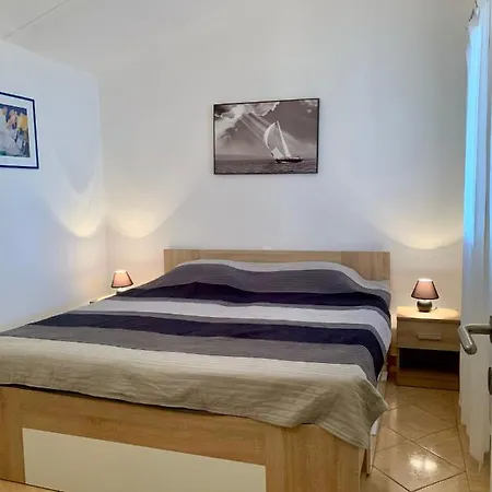 Vuksic Apartment